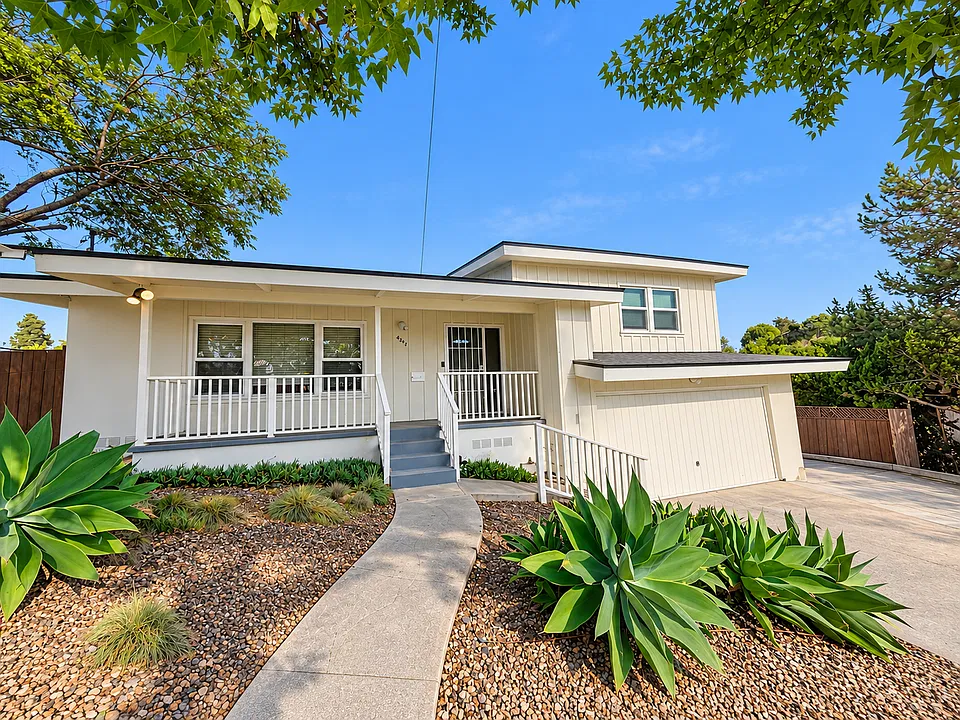 4931 Campanile Dr