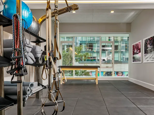 1289 Lexington Avenue image 11 of 16