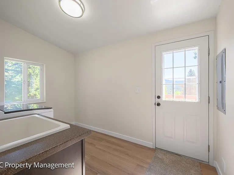 76848 London Rd — Photo 27