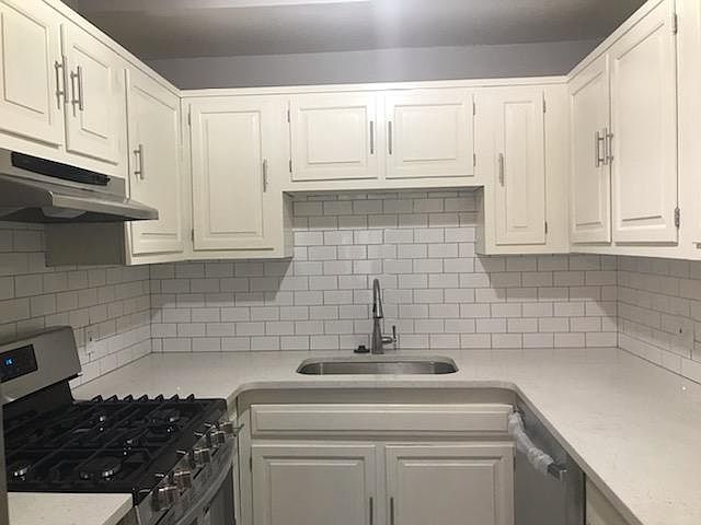 1st image of 3 Earls Ct Unit B