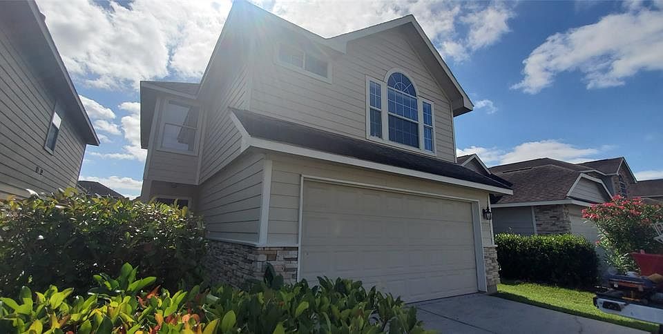 1st image of 10818 Waterfern Ct