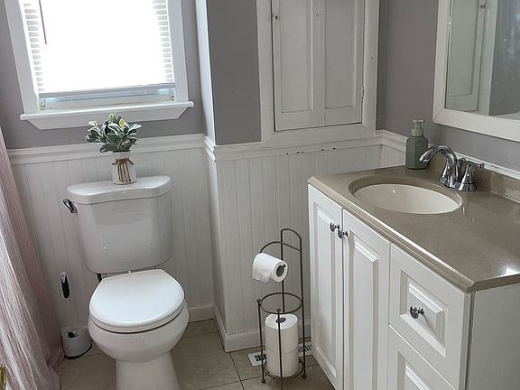 5th image of 162 Seabreeze Way