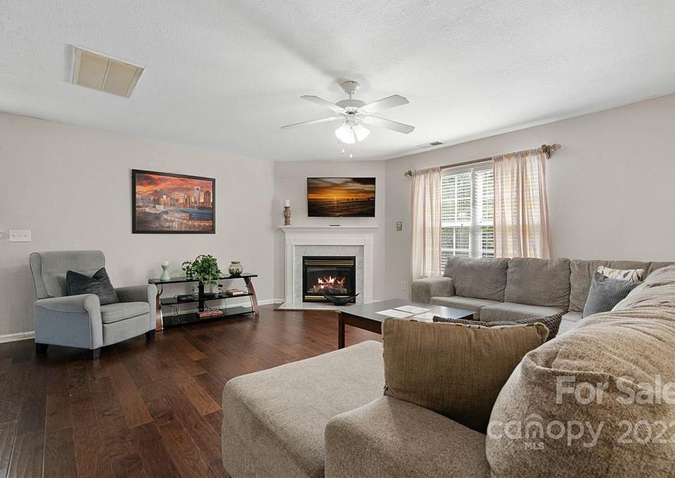 4432 Christenbury Hills Ln, Charlotte, NC 28269 Zillow