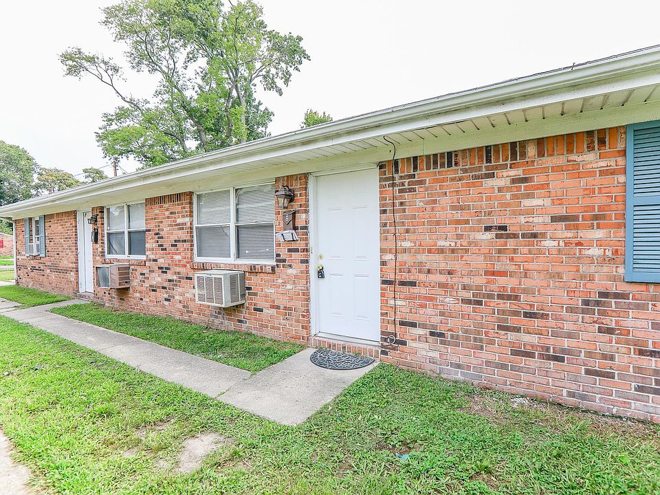 1st image of 339 Woodview Ave #B