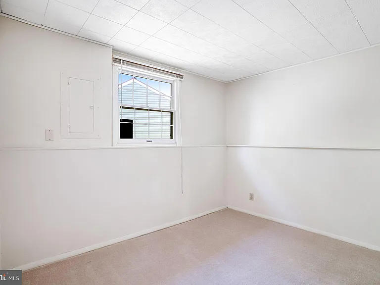 1803 E Beech Rd — Photo 28