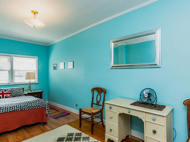 3002 N Albany Ave #2 — Photo 8