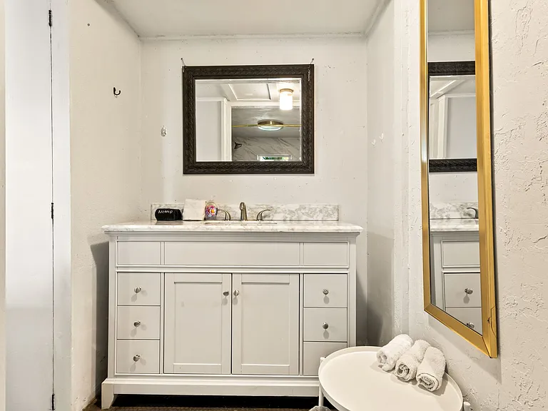 1013 5th St N #1 — Photo 15