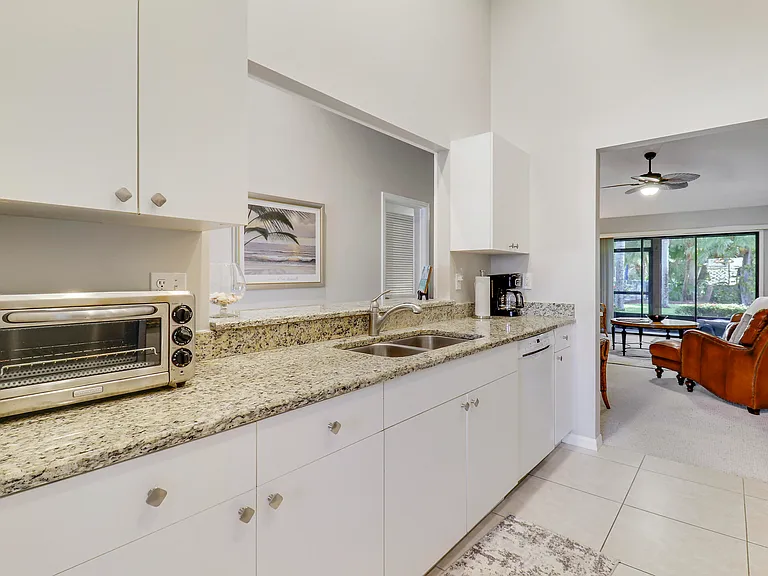 6179 SE Georgetown Pl — Photo 18