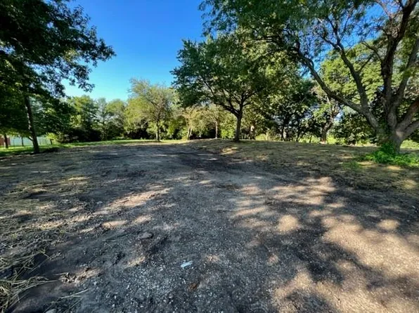 10606 County Road 429, Savannah, MO 64485