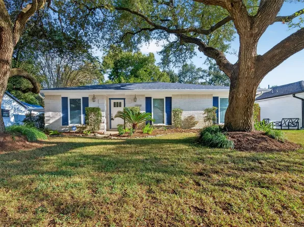 5938 Claridge Dr, Houston, TX 77096