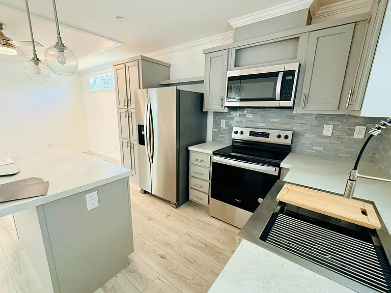 1002 Illinois St SE #33 — Photo 7