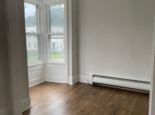 779 2nd Ave #2, Troy, NY 12182
