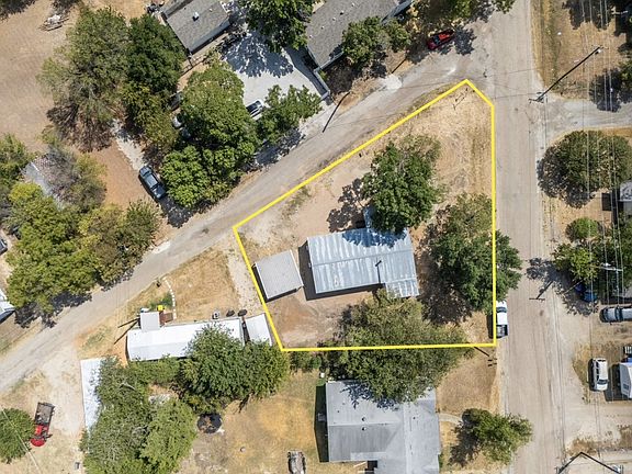 2nd image of 4676 Old Dallas Rd