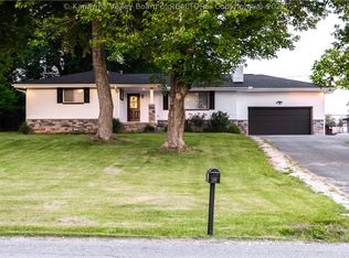 1067 Mount Vernon Rd, Hurricane, WV 25526