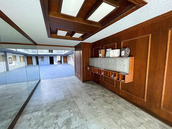 2nd image of 1632 Camden Ave APT 101