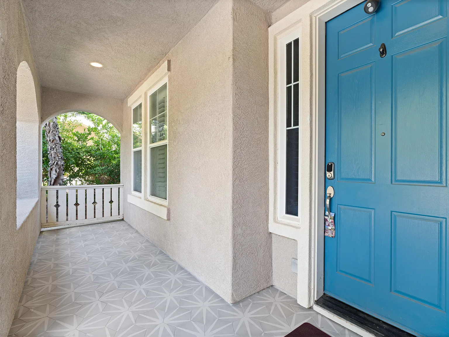 4 bed, 3238 sqft, $4,200 — Photo 4