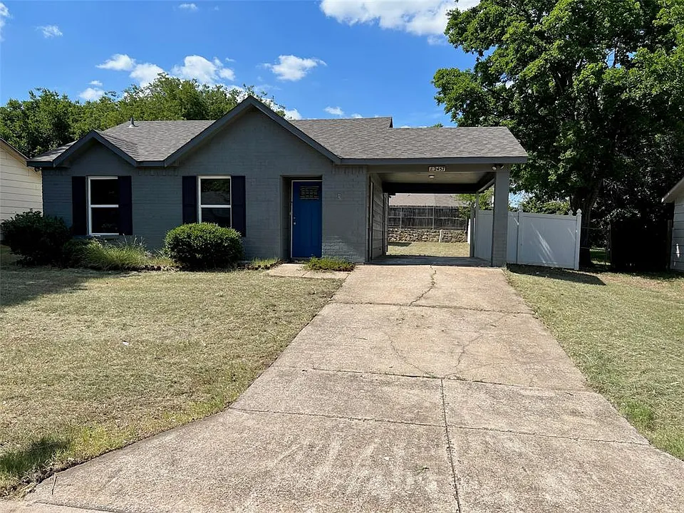 2457 Sweetwood Dr