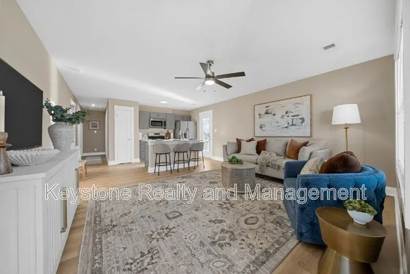 2 bed, 2.0 bath, 1244 sqft, $1,250 — Photo 2