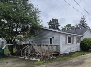 240 S Washington St, Pennville, IN 47369