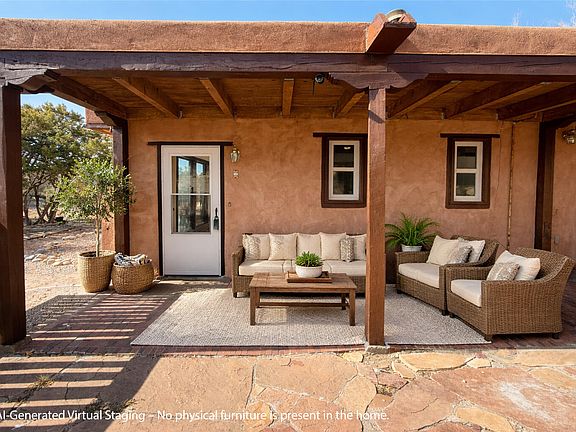 3rd image of 7 Tierra Madre Rd