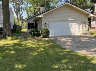 23900 Hedgewood Ave, Westlake, OH