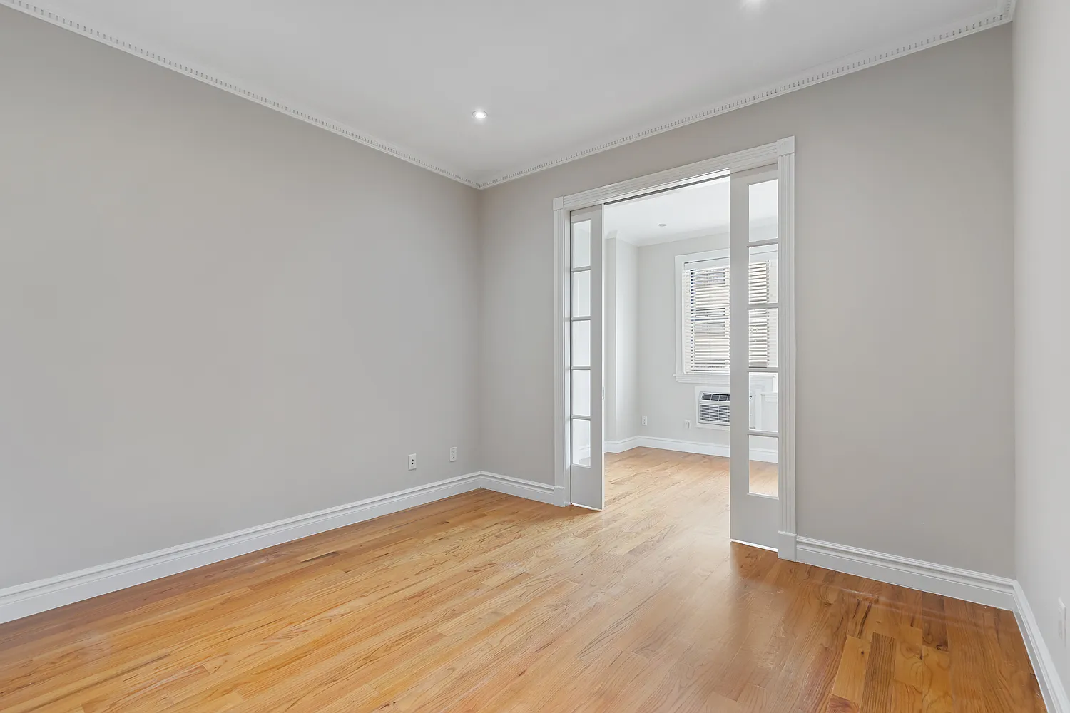 404 East 88th Street — Photo 1