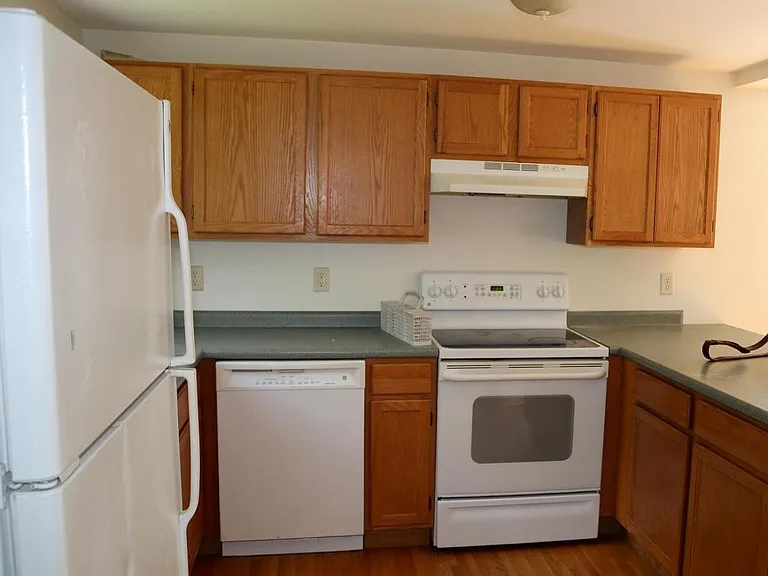 18 Carriage Ln — Photo 5