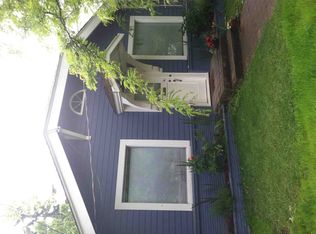 7040 19th Ave NE, Seattle, WA 98115