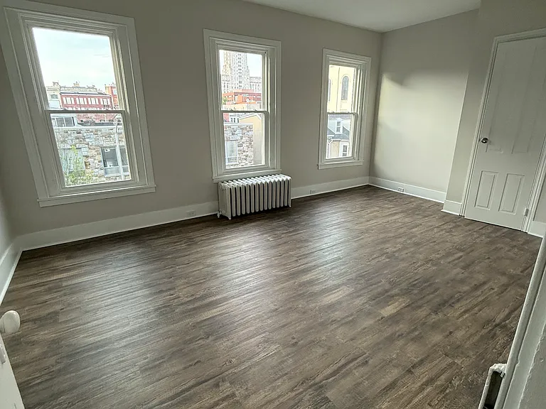 514 Franklin St #1 — Photo 5