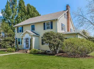 15 Grove Ave, Madison, CT 06443