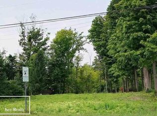 52955 Baker Rd, Chesterfield, MI 48047