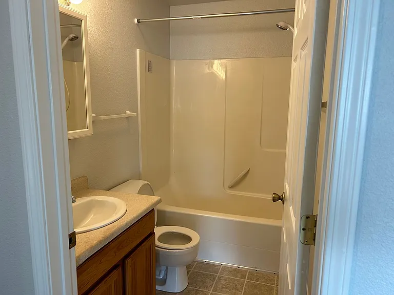 1201 Wineglass Ct #K — Photo 10