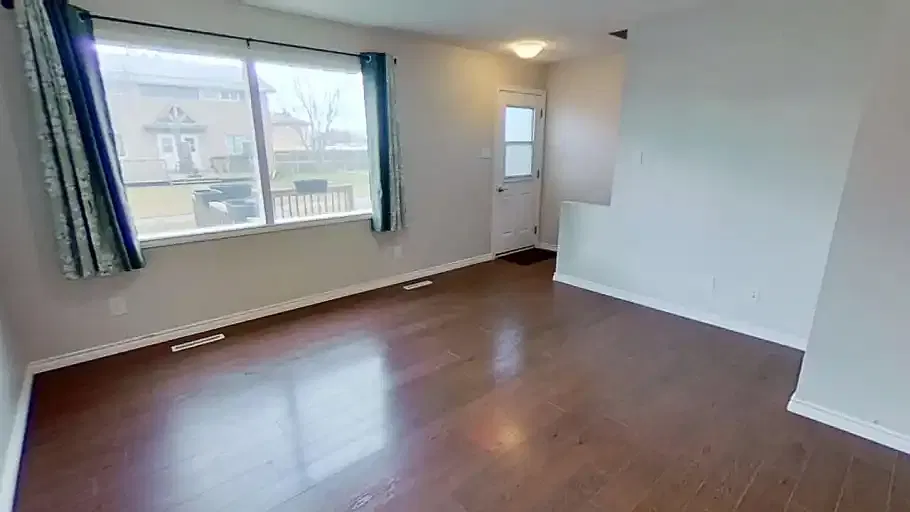 2 bed, 1.0 bath, $1,700 — Photo 4