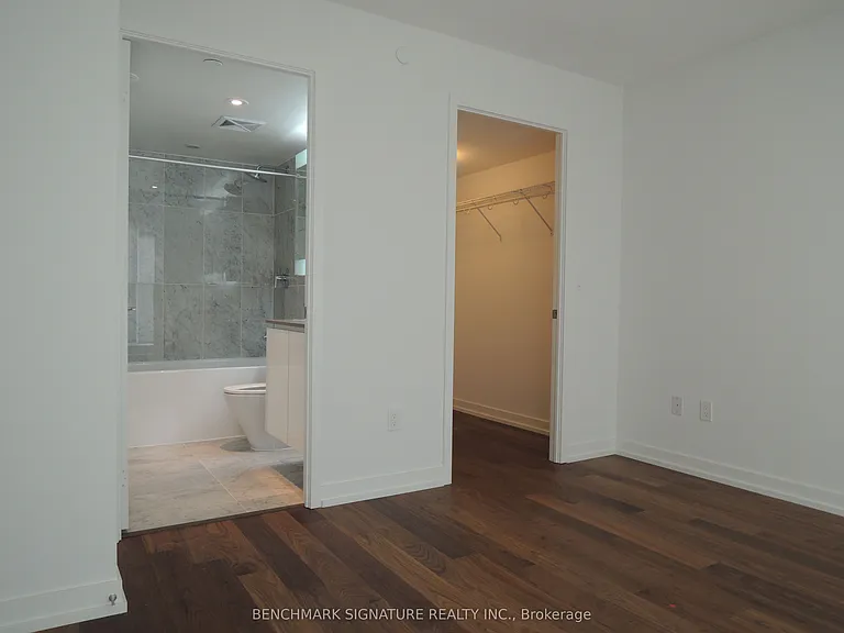 113 McMahon Dr #Townhouse 16 — Photo 9