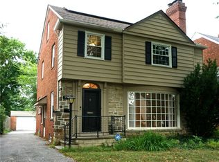 3710 Strandhill Rd, Shaker Heights, OH 44122