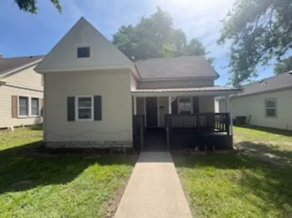 203 S Whitmer St, Richmond, MO 64085