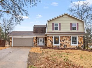 16 Jaquetta Ct, Saint Peters, MO