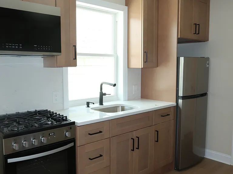 30 Edison St #30B — Photo 14