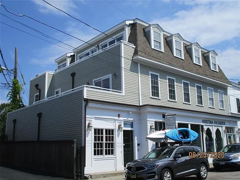 106 William St #2 — Photo 11