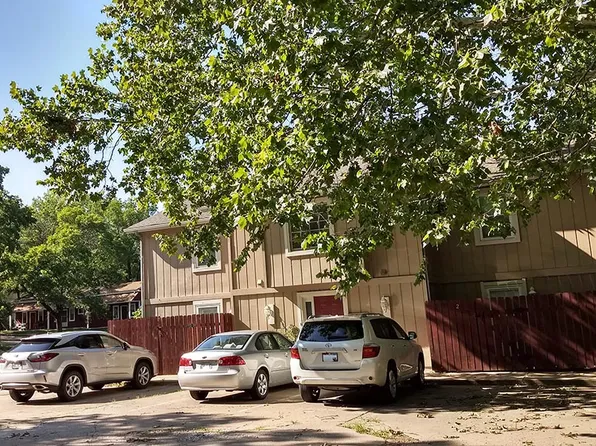 1600 Kentucky St APT 2, Lawrence, KS 66044