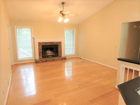5th image of 1521 Towne Harbor Ln
