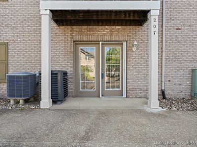 207 Colonial Club Drive, New Albany, IN, 47150