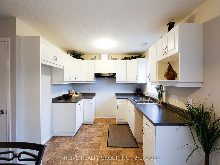 2635 Bateman Trl #48 — Photo 2