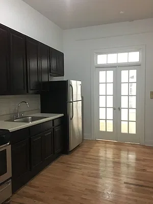 Rented by Loom Group | media 9