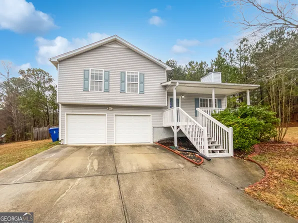 105 Huntington Ct, Dallas, GA 30132