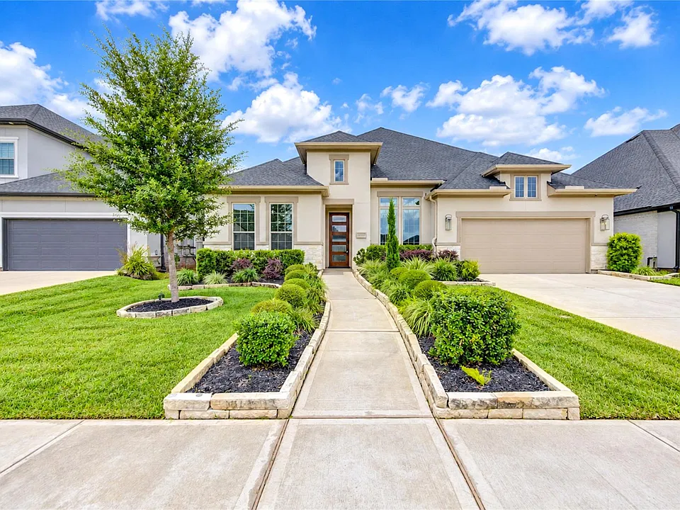10515 Harvest Oak Ct