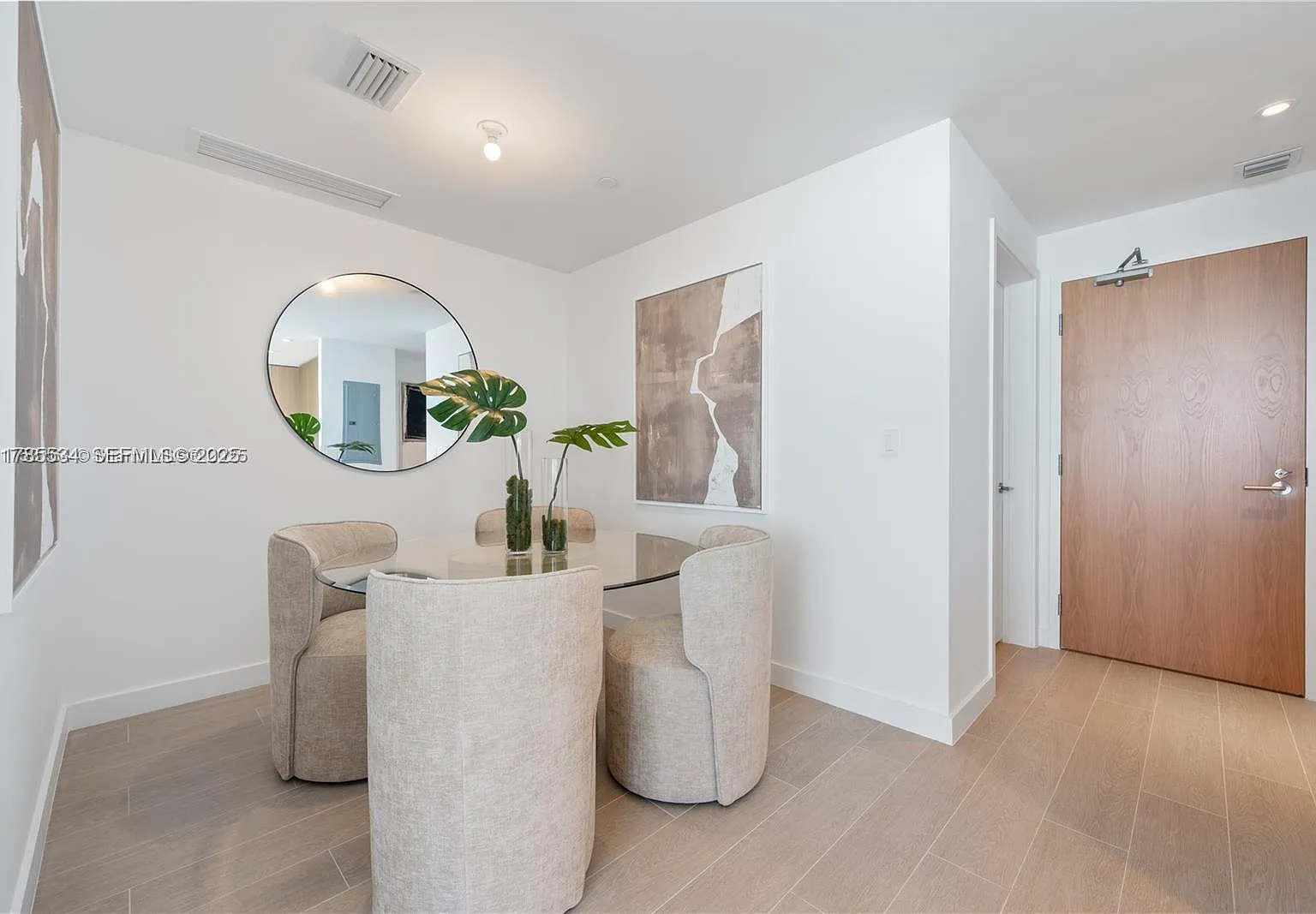 2 bed, 2.5 bath, 1434 sqft, $19,000 — Photo 4