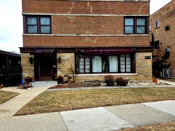 7235 N Ridge Blvd #0, Chicago, IL 60645