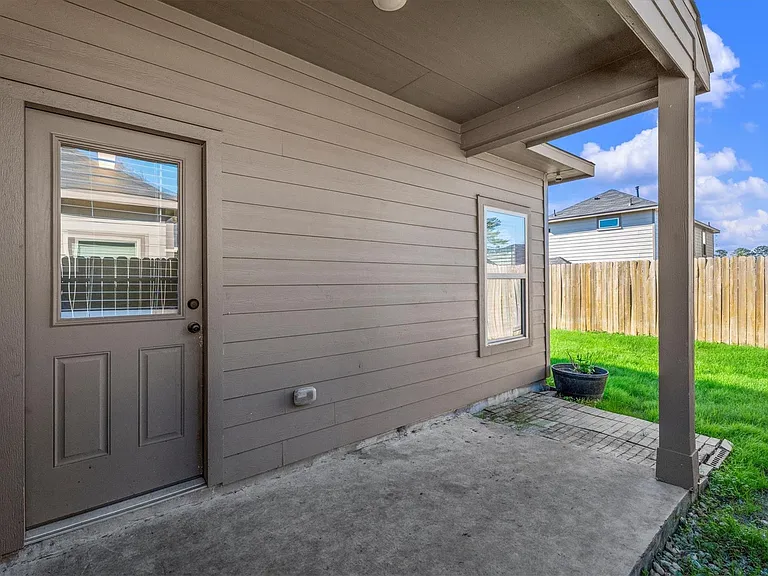 24717 Teton Hollow Trl — Photo 21