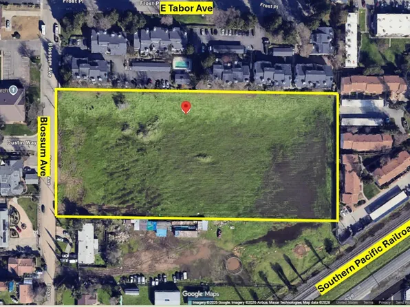 1798 Blossom Rd, Fairfield, CA 94533